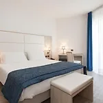 Regent's 4*
