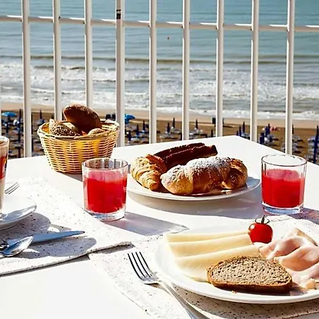 Regent's Hotel 4*